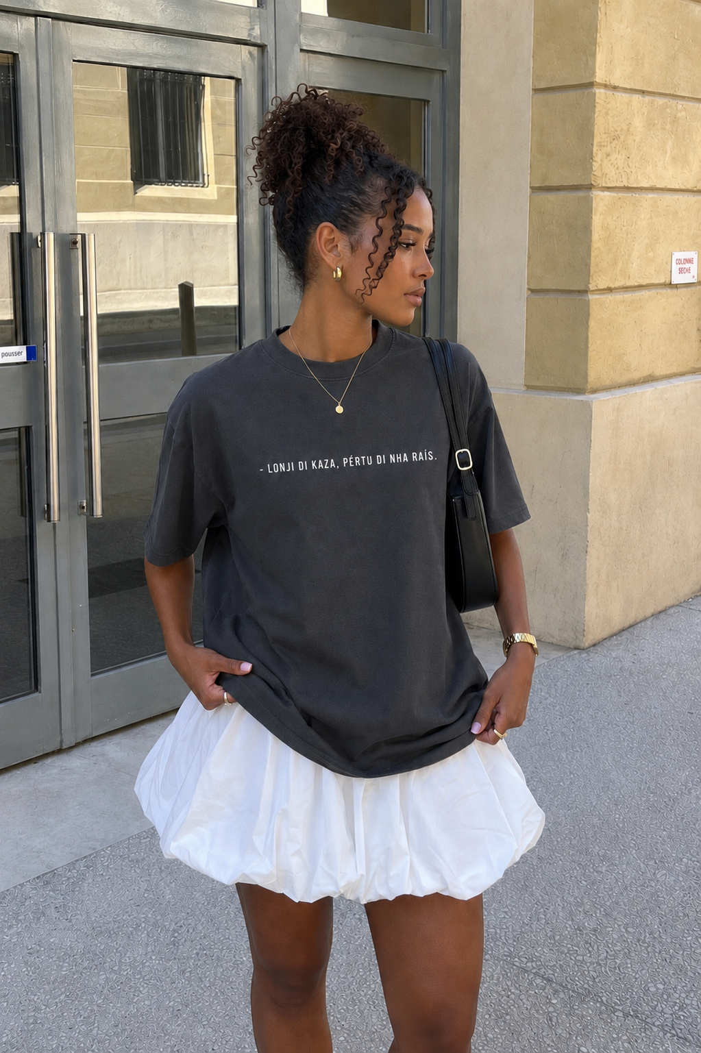 #LONJI DI KAZA PERTU DI NHA RAIZ - Unisex Oversized faded t-shirt
